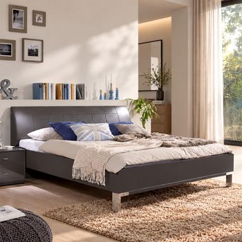 Tokio Havana Leather Cushion 5ft King Size 160cm x 200cm Chrome Angled Feet Bed