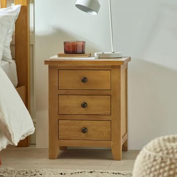 Marlborough Oak 3 Drawer Bedside Cabinet