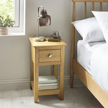 Somerset Oak Compact 1 Drawer Bedside Table