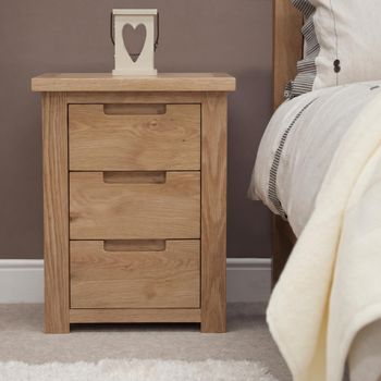 Moderna Oak 3 Drawer Bedside Cabinet
