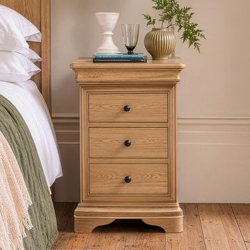 Bordeaux Natural Oak 3 Drawer Bedside Cabinet