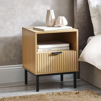 Sia Oak 1 Drawer Ribbed Bedside Table
