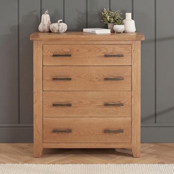 Hampshire Oak 4 Drawer Chest