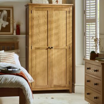 Marlborough Oak 2 Door Wardrobe