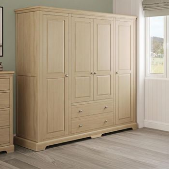 Cromwell Oak 4 Door 2 Drawer Wardrobe