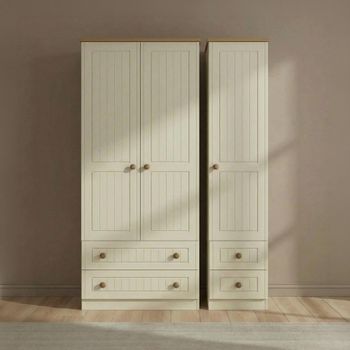 Warwick Cream and Oak 3 Door 4 Drawer Triple Wardrobe