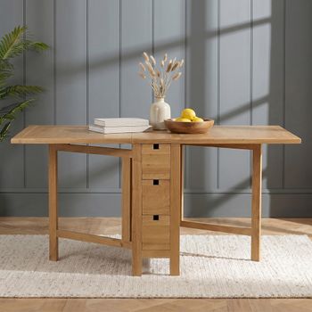Hampshire Oak 2-6 Seater 32cm-152cm Extending Dining Table
