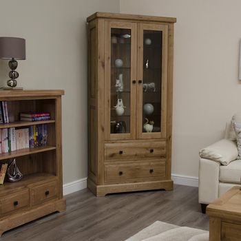 Deluxe Oak 2 Door Display Cabinet