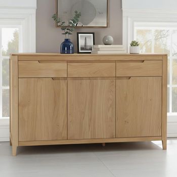 Dunmore Oak 120cm 3 Door Medium Sideboard