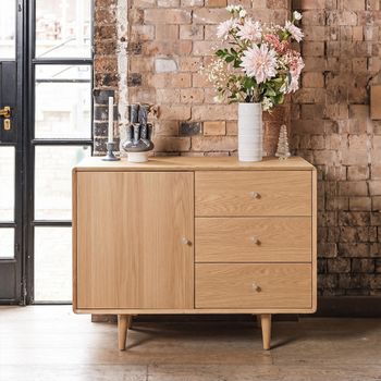 Jenson Oak 100cm 1 Door Small Sideboard