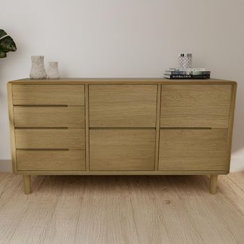 Scandic Oak 135cm 7 Drawer Medium Sideboard