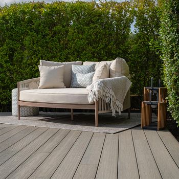 Havana Garden Natural Linen Daybed