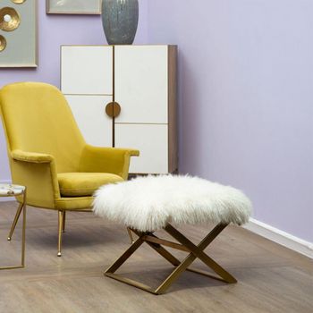 Anafi Stool White Sheepskin