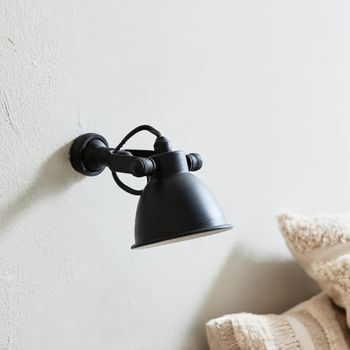 Black Metal 17cm x 12cm Wall Lamp