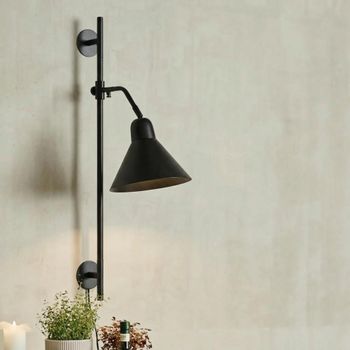 Buck Black Wall Lamp