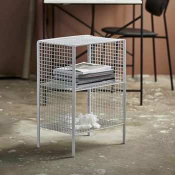 Tuo Metal Side Table