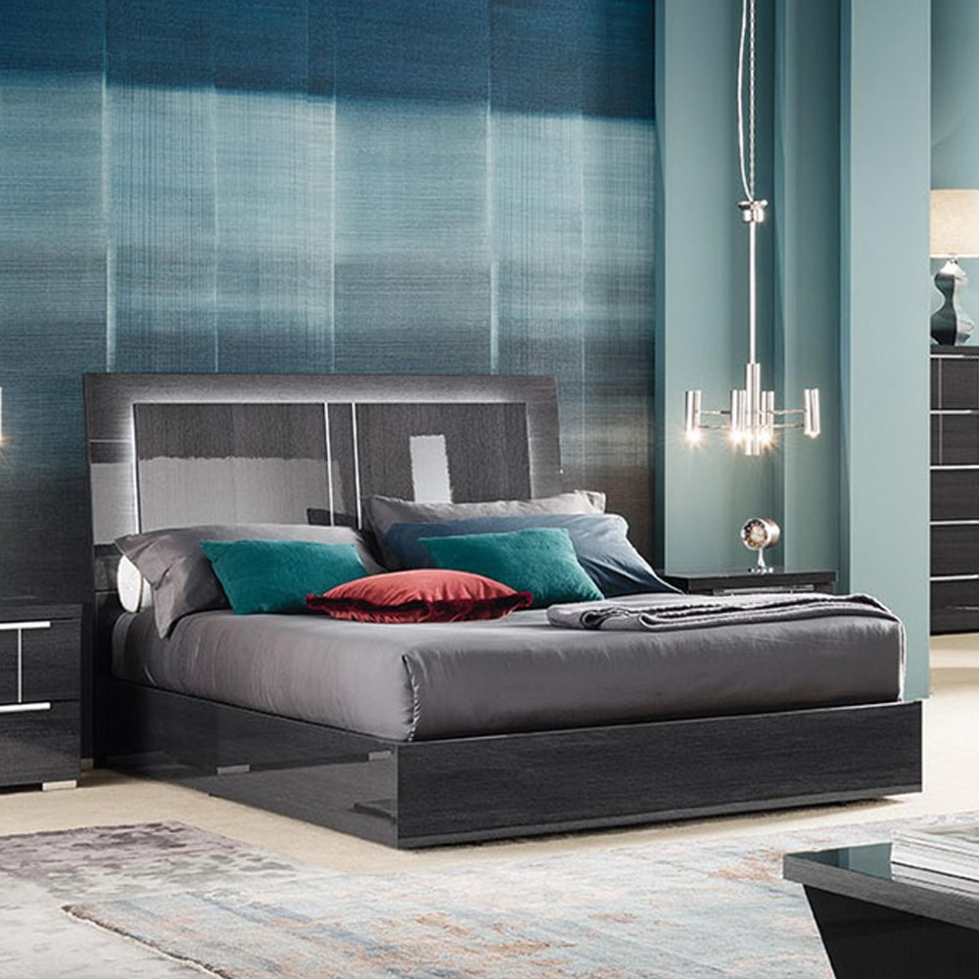 Versilia Bed - Black - Sizes Available