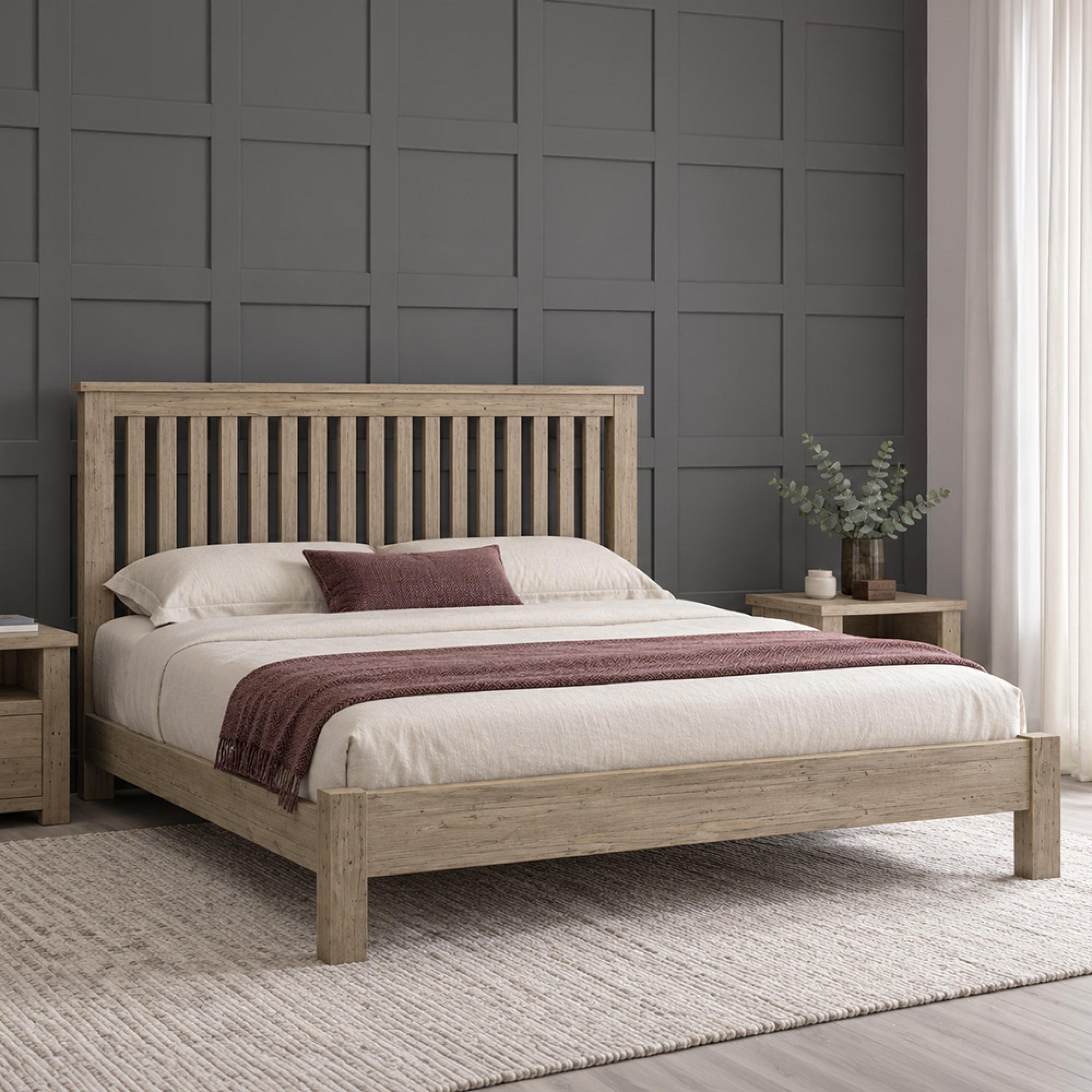 Reclaimed Pine Bed - 5ft King Size - Slatted