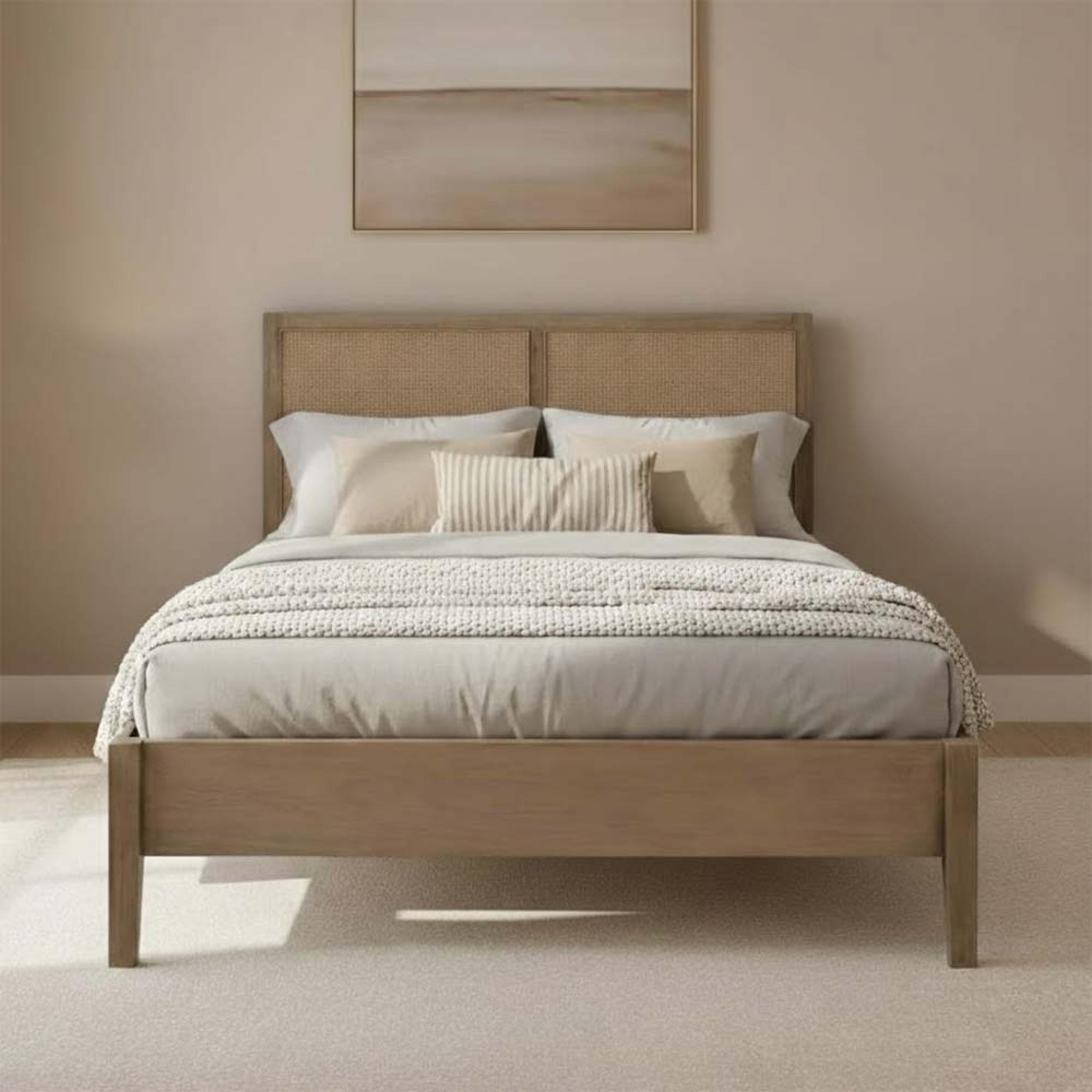 Chesterton King Bed Natural Rattan