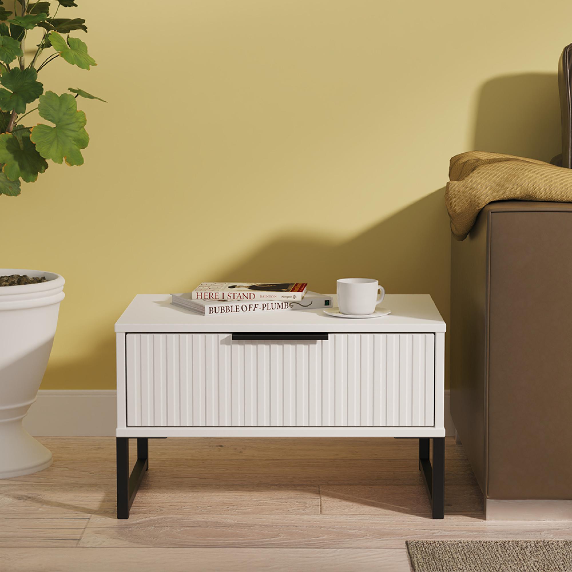 Fluted Bedside Cabinet - 1 Drawer - Midi - White Matt