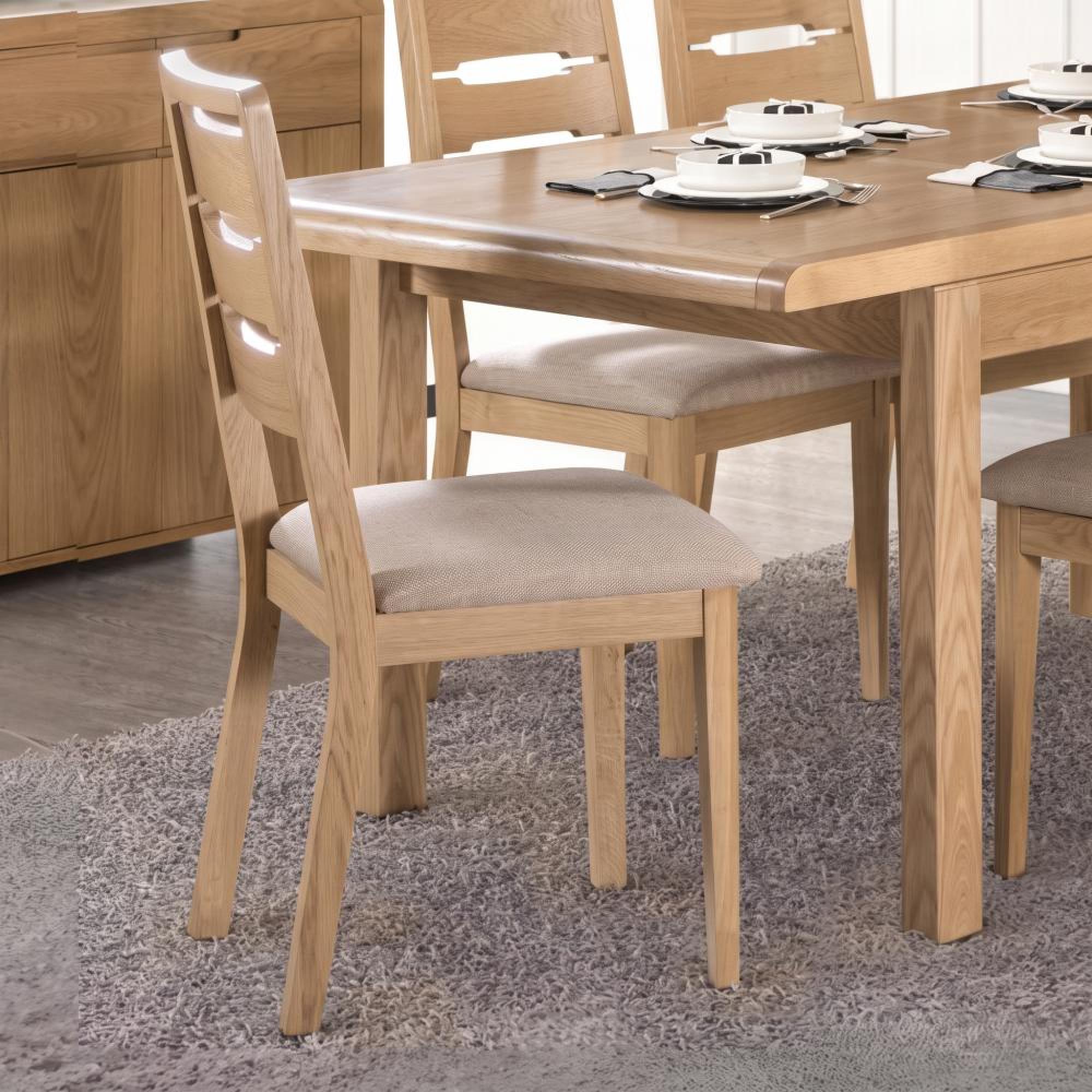 Curve Dining Chair - Set of 2 - Natural and Beige - Oak and Linen Fabric