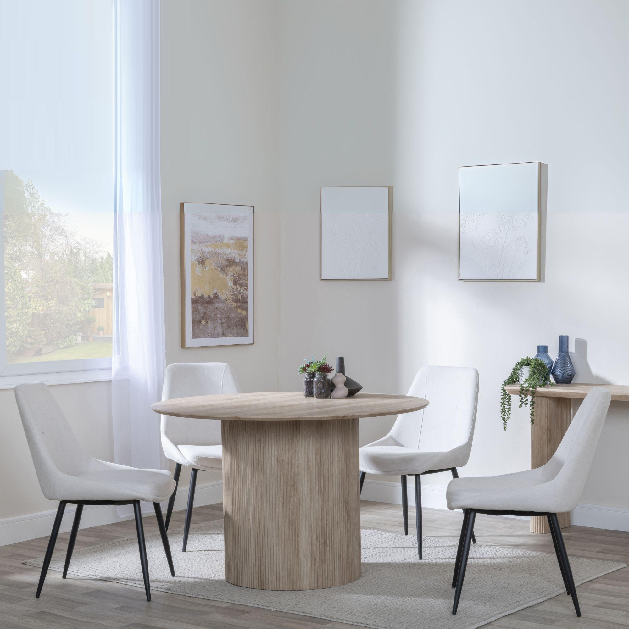 Bern Fluted Dining Set - 4 Seater - 120cm - Round - Oak - 4x Darwin Dining Chairs - Cream Fabric