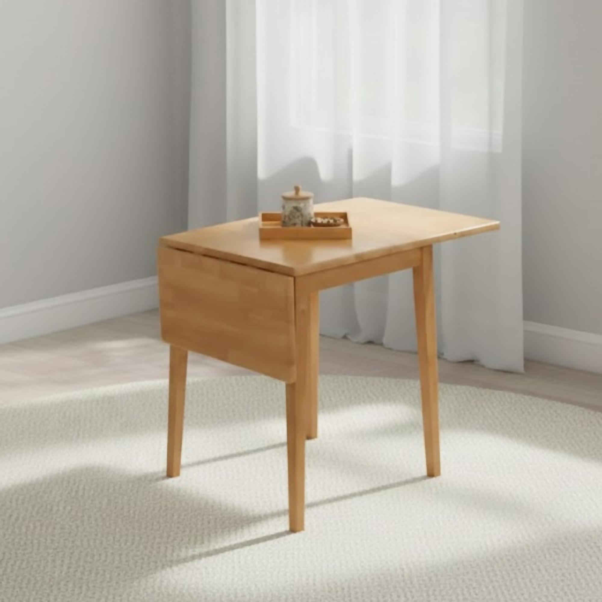 Hanover Drop Leaf Dining Table - 2-4 Seater - 65cm-120cm - Light Oak