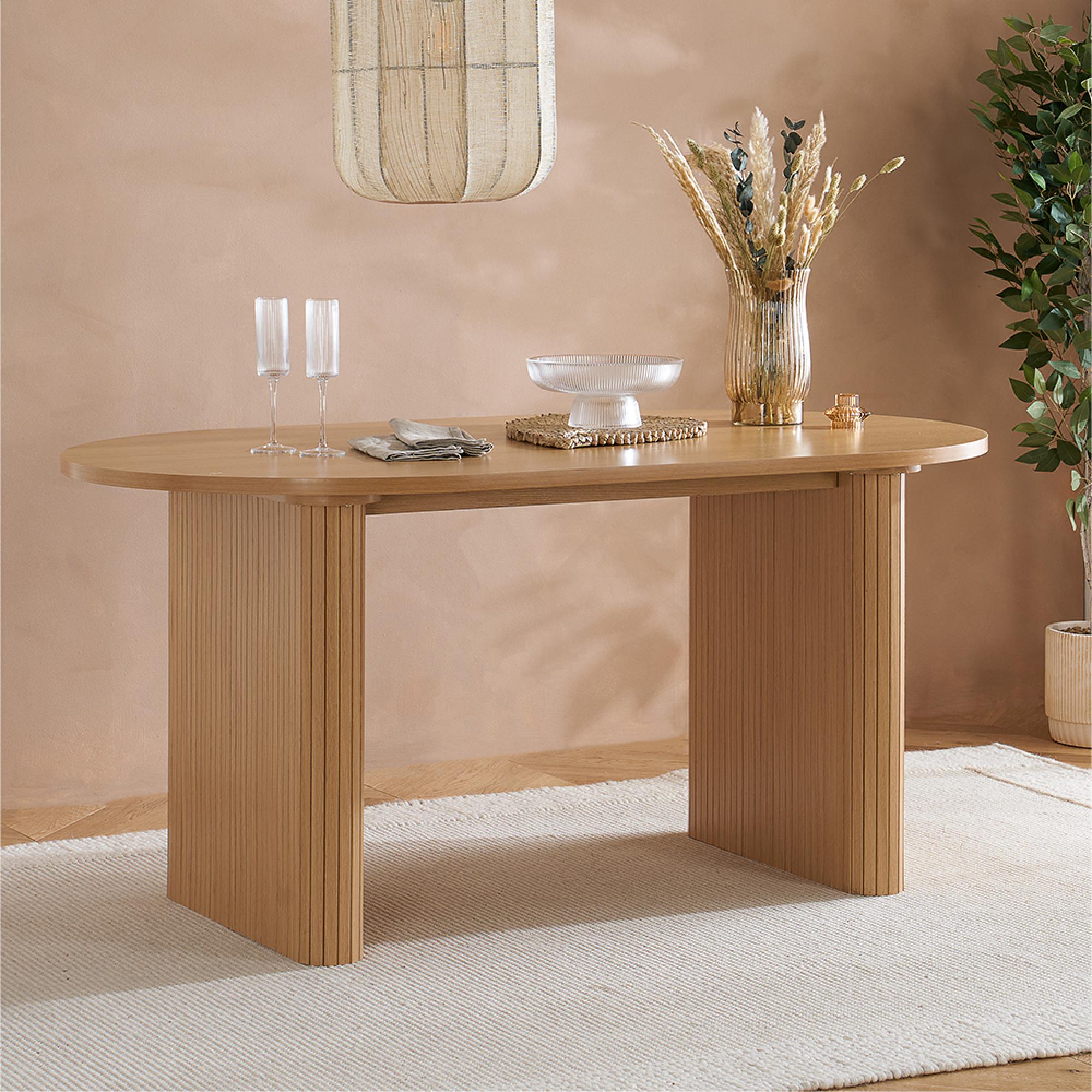 Axel Oval Dining Table - 6 Seater - 160cm - Oak Fluted