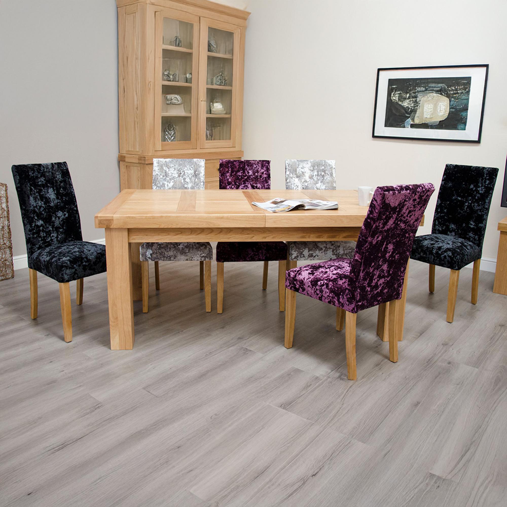 Bordeaux Extending Dining Table - 6-10 Seater - 180cm-260cm - Oak