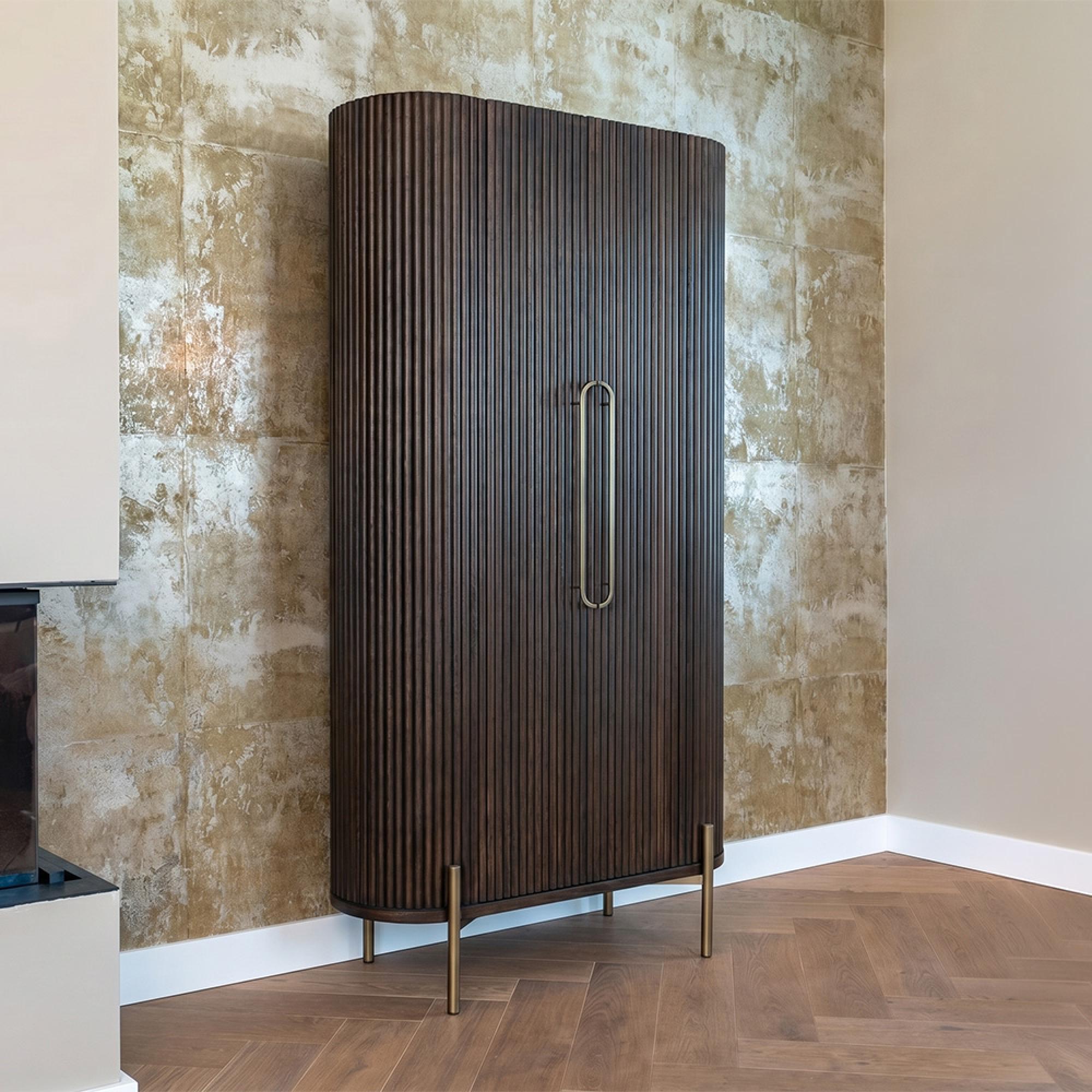 Luxor Brushed Brass Ribbed 1 Door Large Curved Cabinet