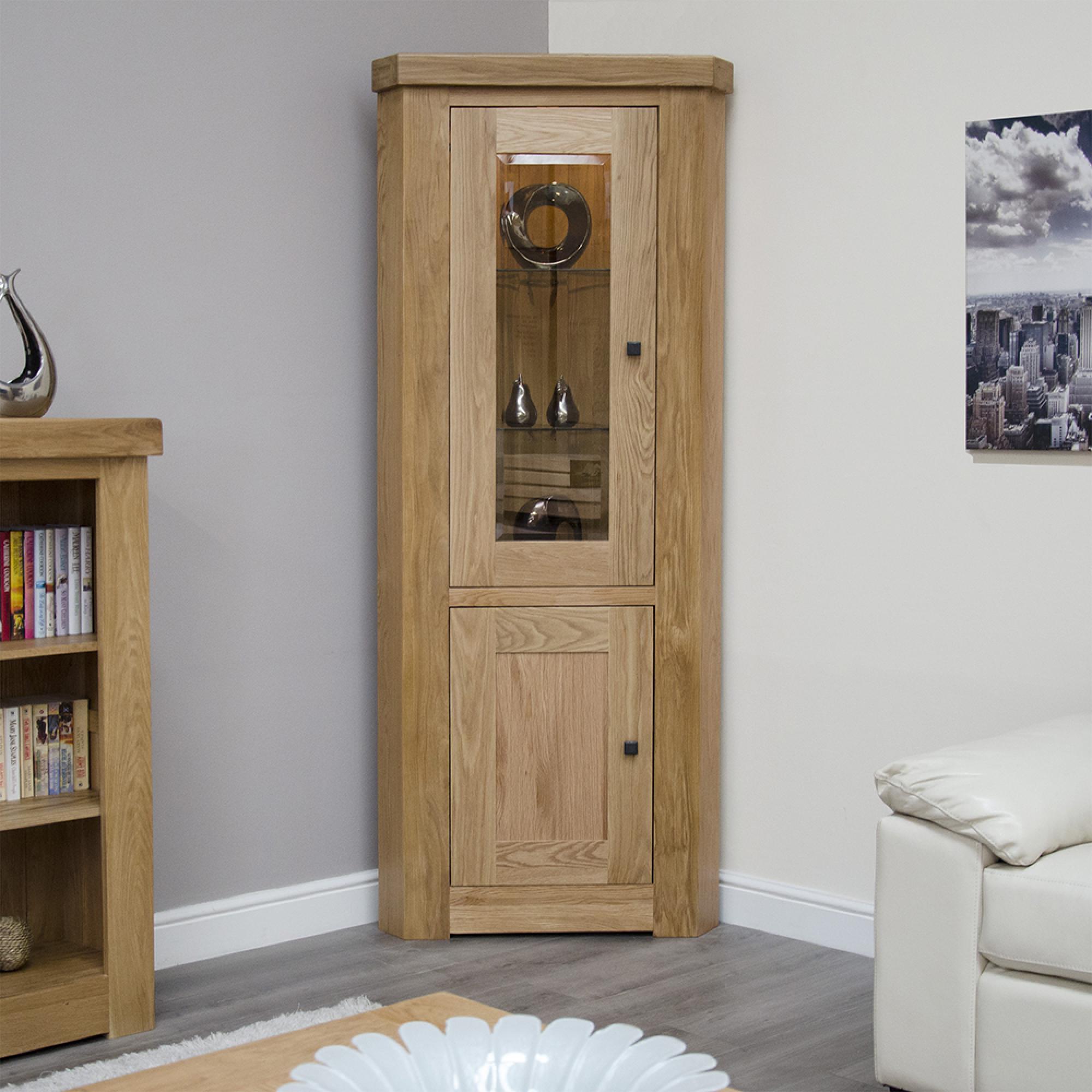 Bordeaux Display Unit - 2 Door - Corner - Oak