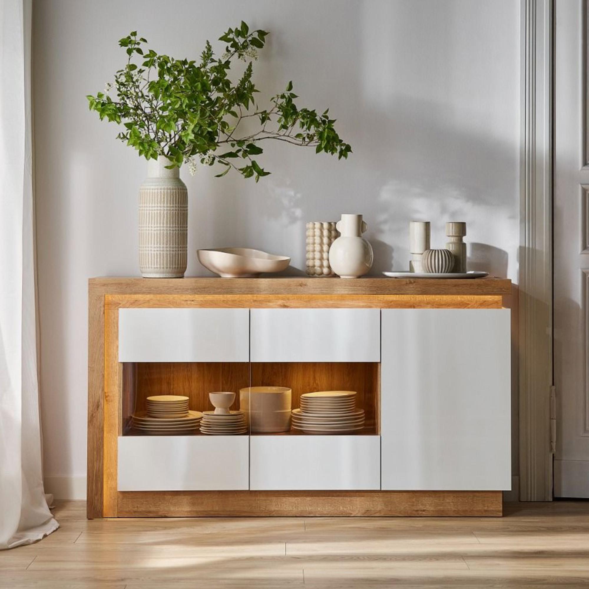 Lyon Sideboard - 3 Door - Medium - Glazed - Oak