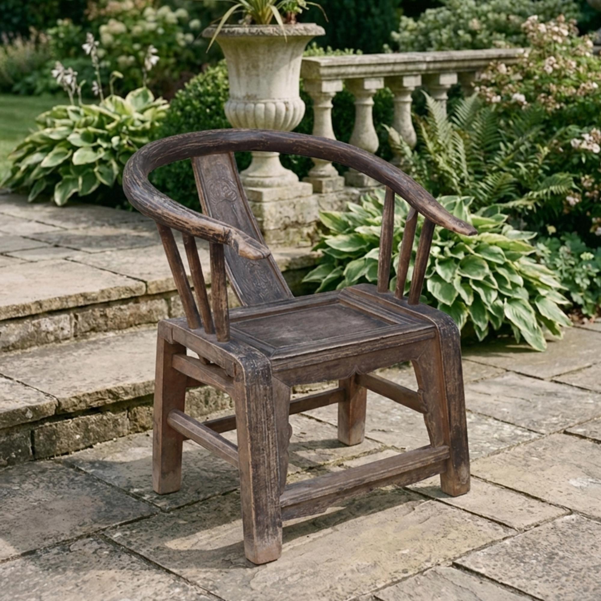 Unique One of a Kind - Outdoor Horseshoe Armchair - Handcrafted - Curved Back - Rustic Brown - Lacquered Pine Wood