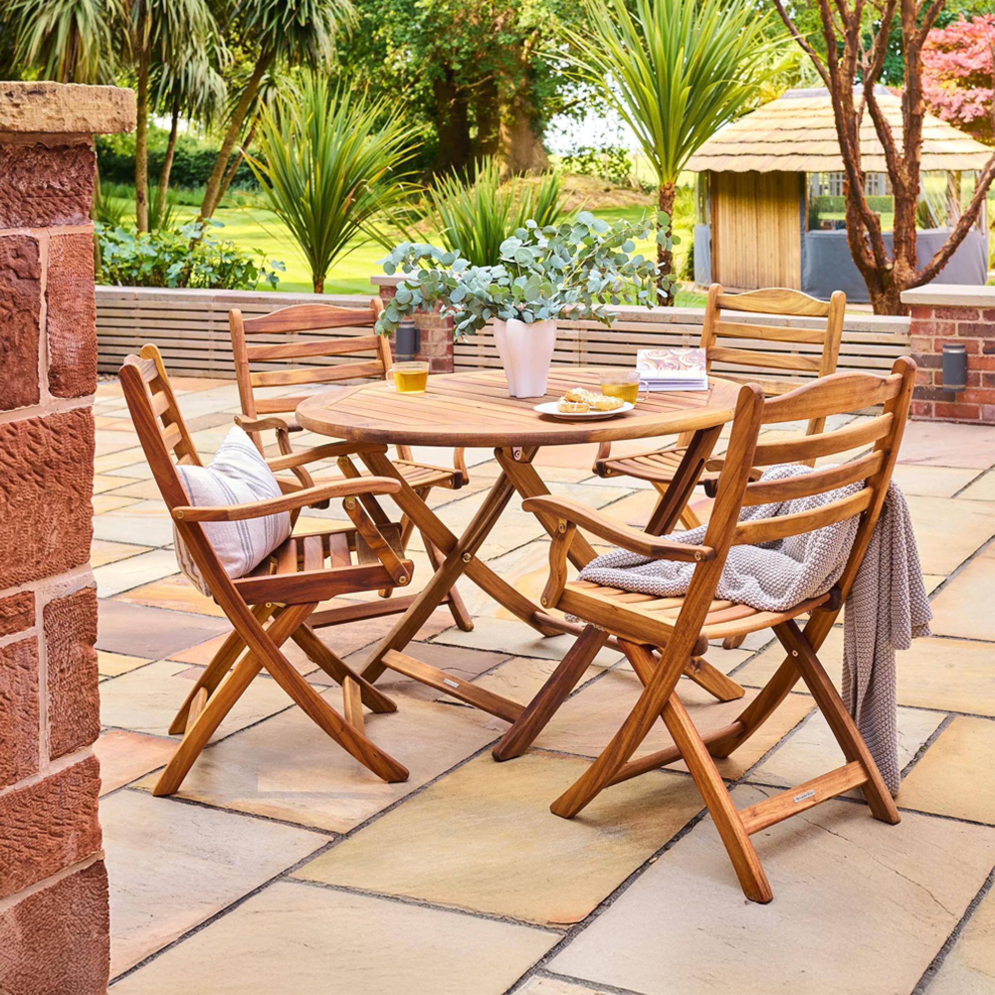 Redcliffe Garden Round Dining Set - 4 Seater - 110cm - Folding - Acacia Wood - 4 Folding Carver Dining Armchair