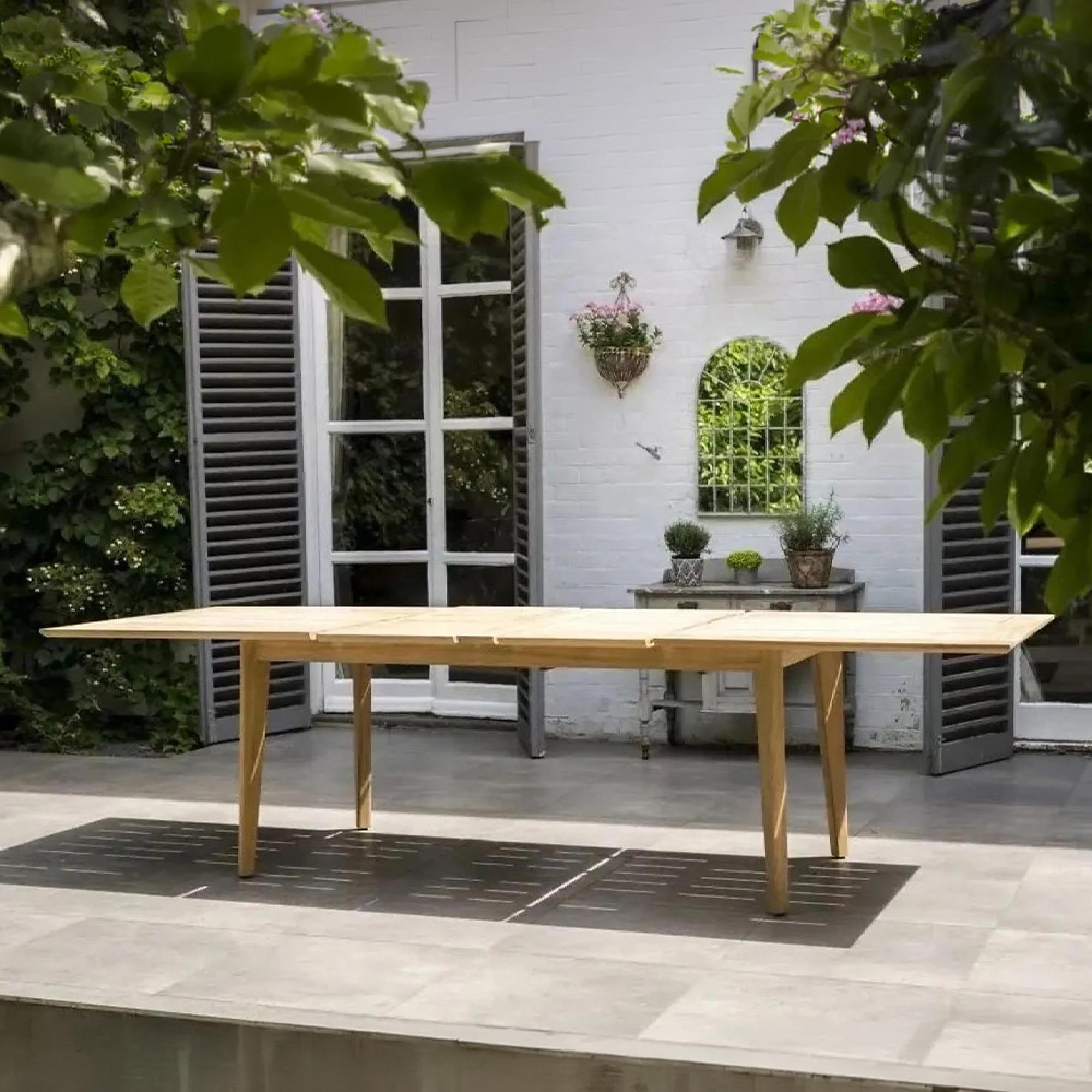 Roble Wood Garden Extending Dining Table - 10 Seater - 200cm-288cm
