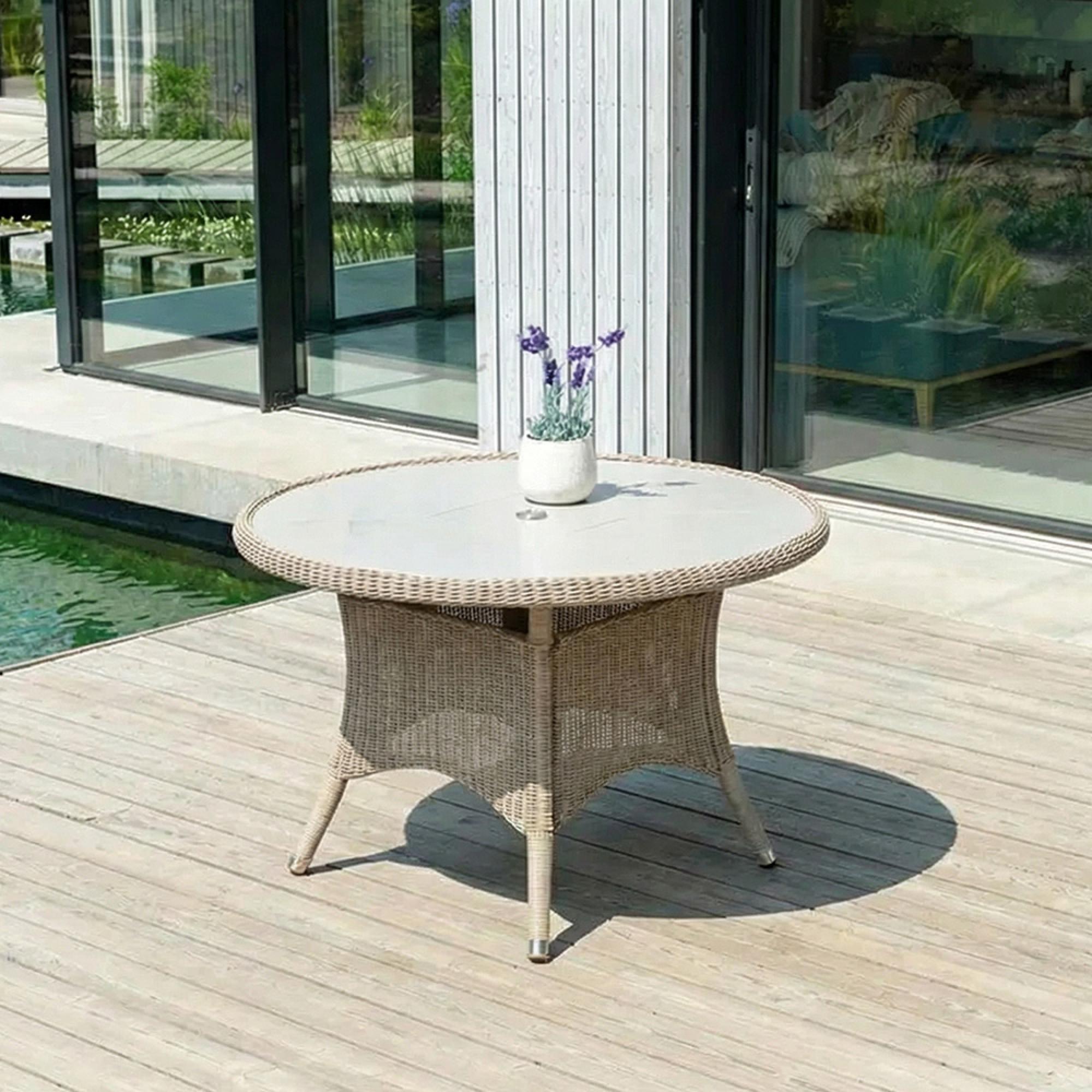 Hazelmere Round Dining Table - 4 Seater - 115cm - Garden - Natural Weave