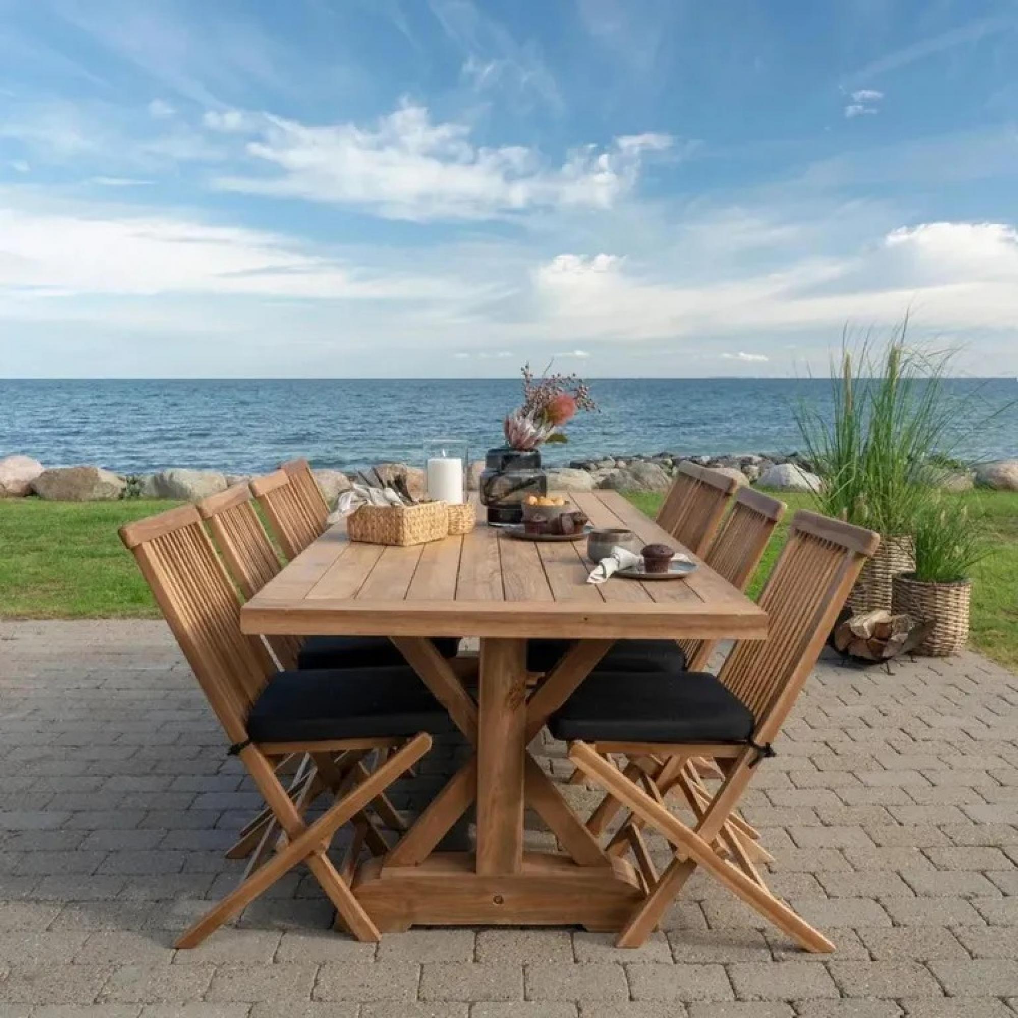 Volos Garden Dining Set - Teak Wood - with 8 Toledo Chairs