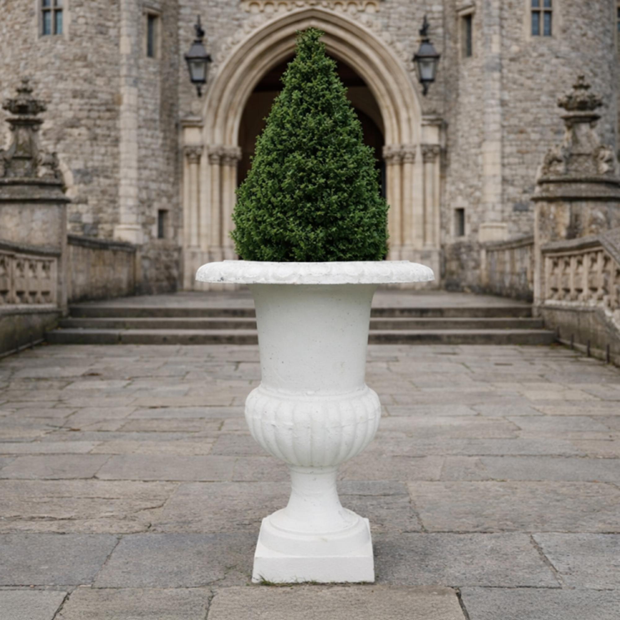 Garden Urn - Off White - Metal