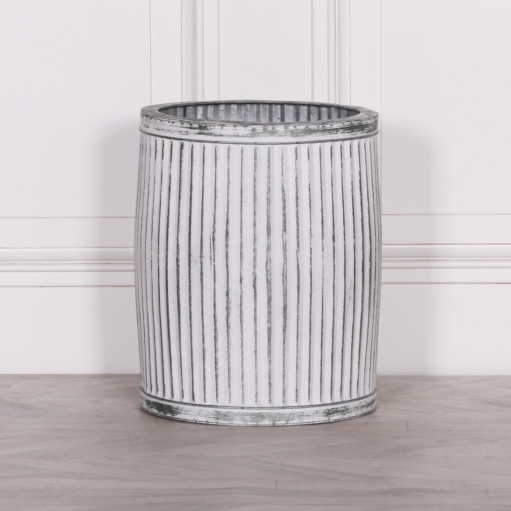 Cardiff Metal Planter - Round Tub - Medium