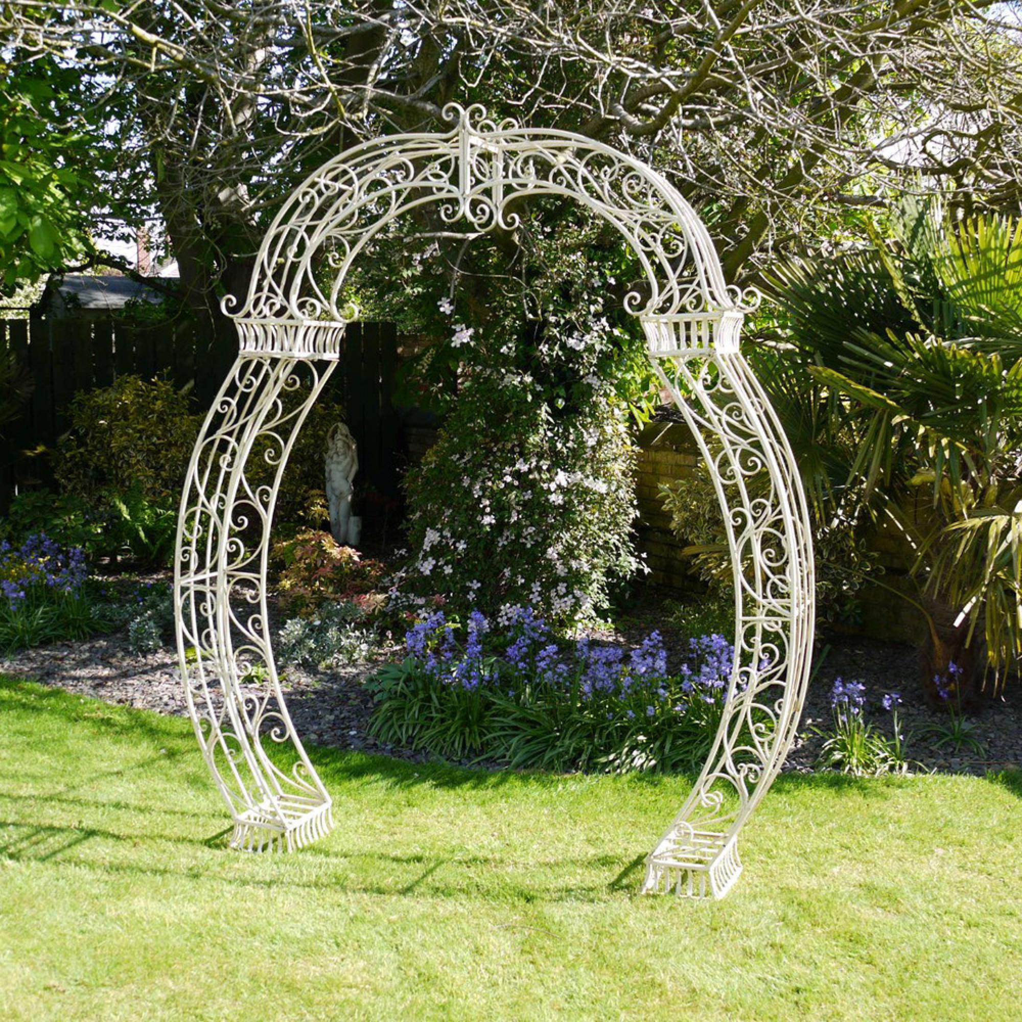 Garden Arch - Cream Metal