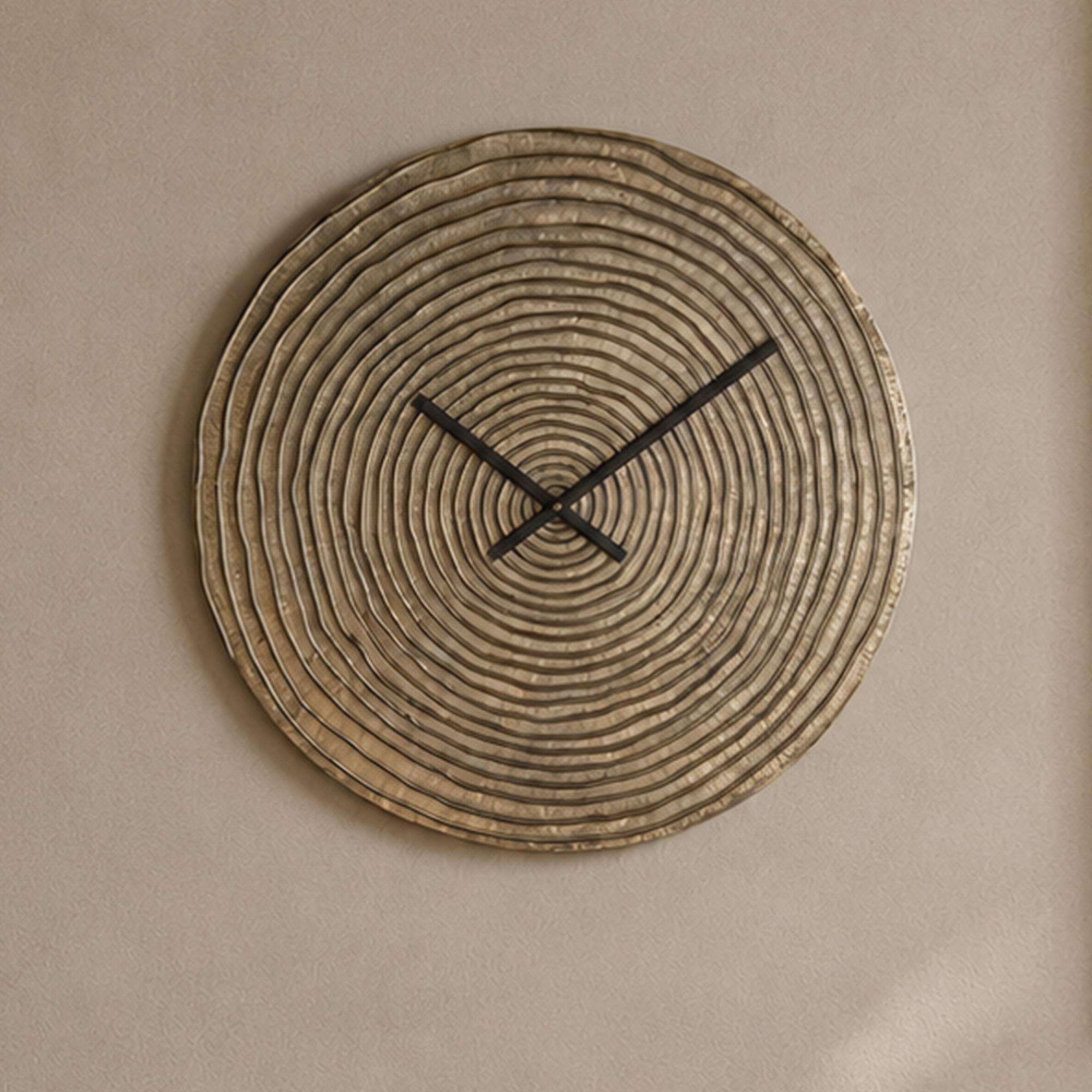 Roan Wall Clock - Round - Gold - Aluminium