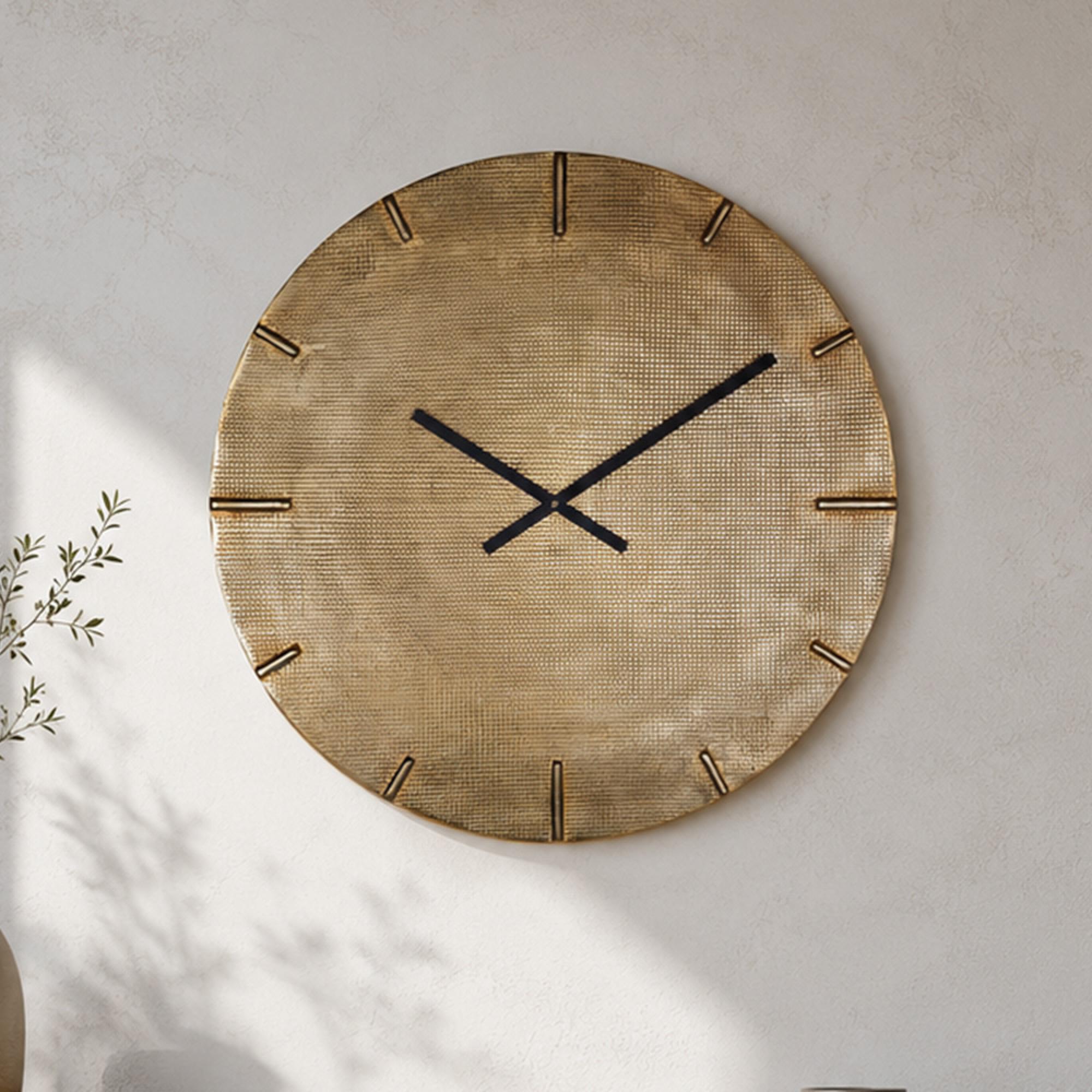 Zane Wall Clock - Round - Gold - Aluminium