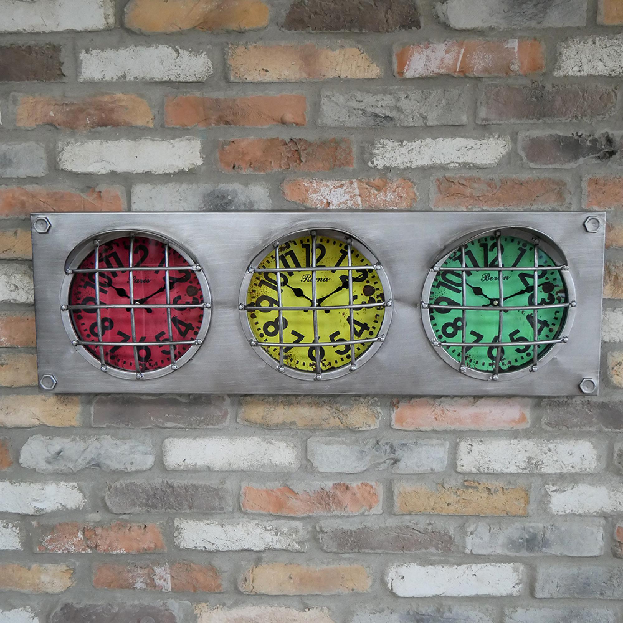 Traffic Light Clock - Set of 2 - Metal