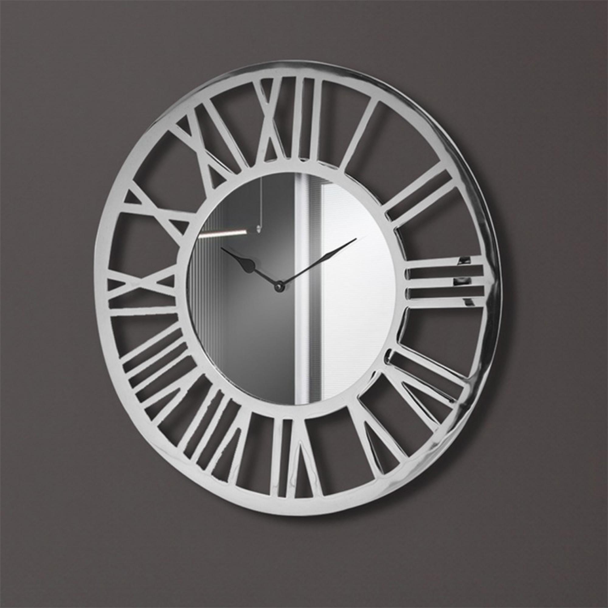 Wall Clock - Round - Silver Metal