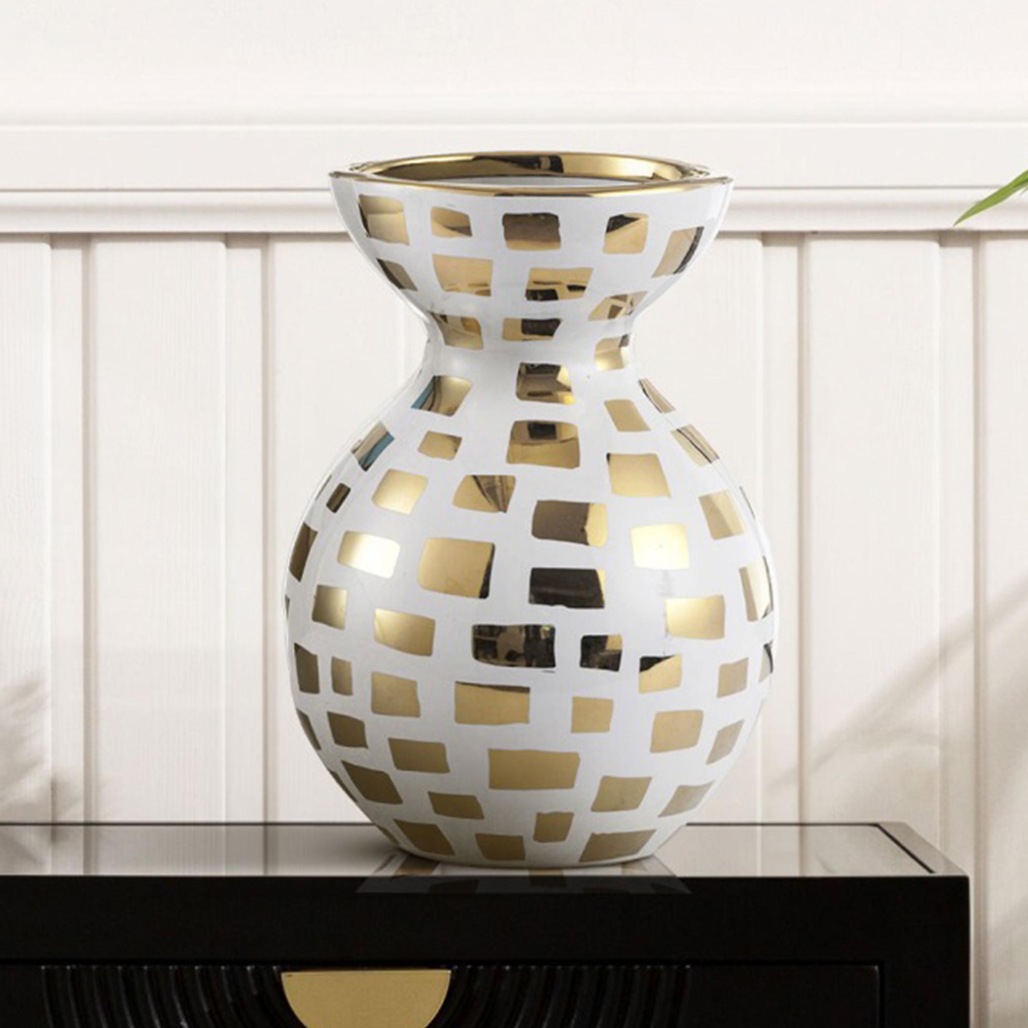 Vase - White and Gold - Ceramic