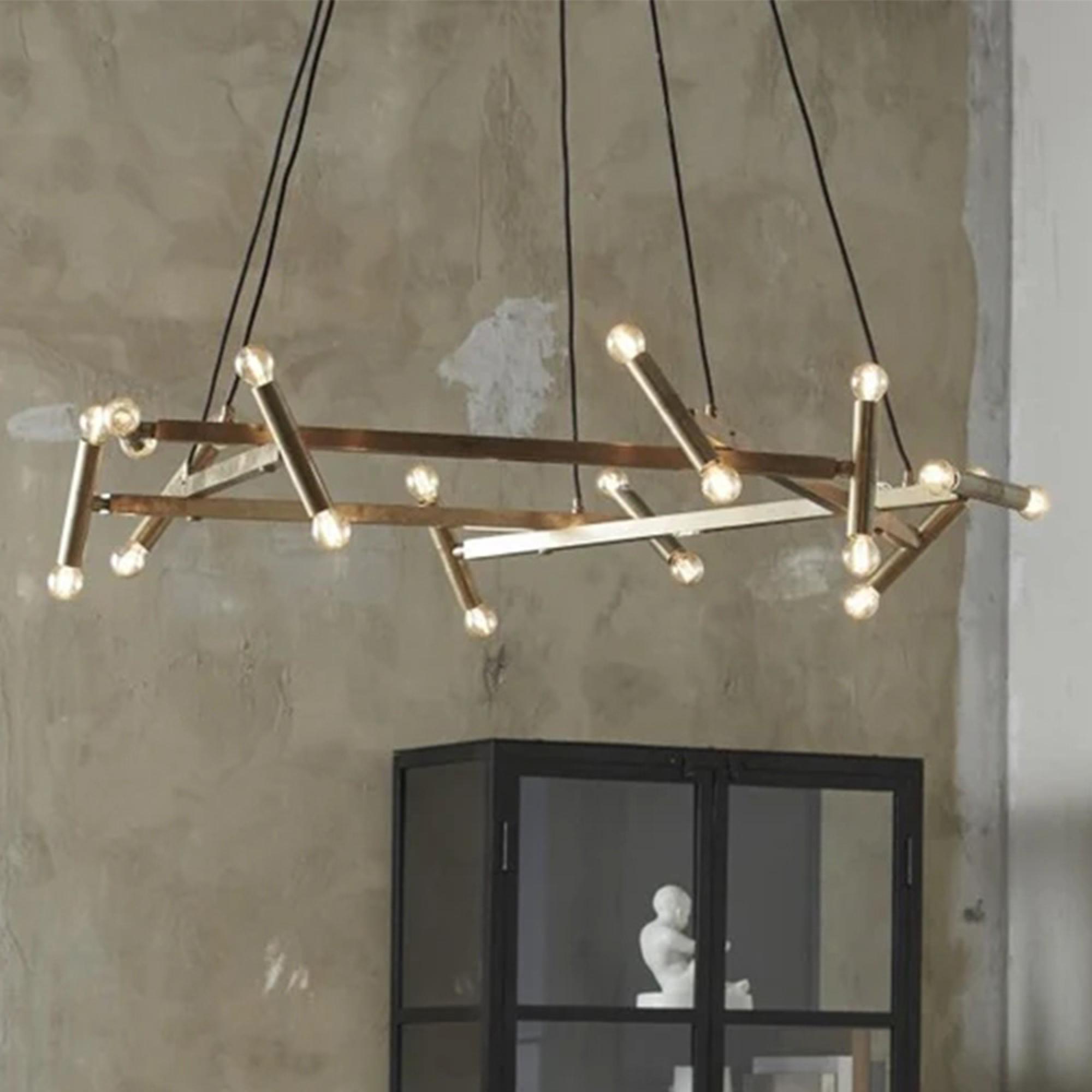 Chandelier - 20 Bulbs - Brass