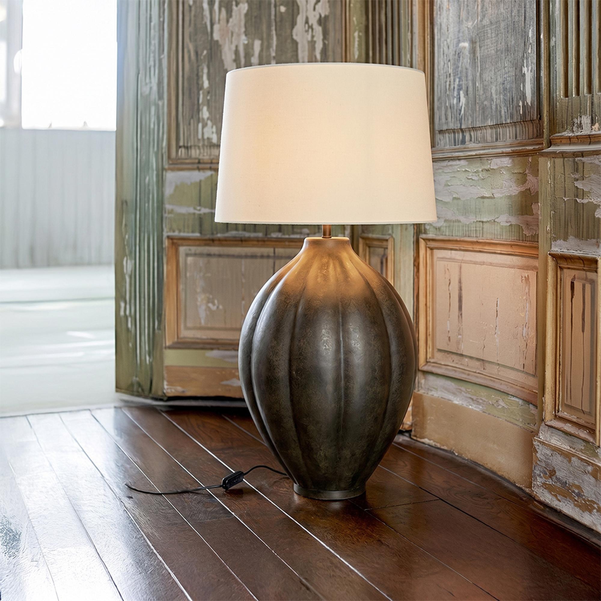 Ribbed Table Lamp - Beige and Brown - Aluminium