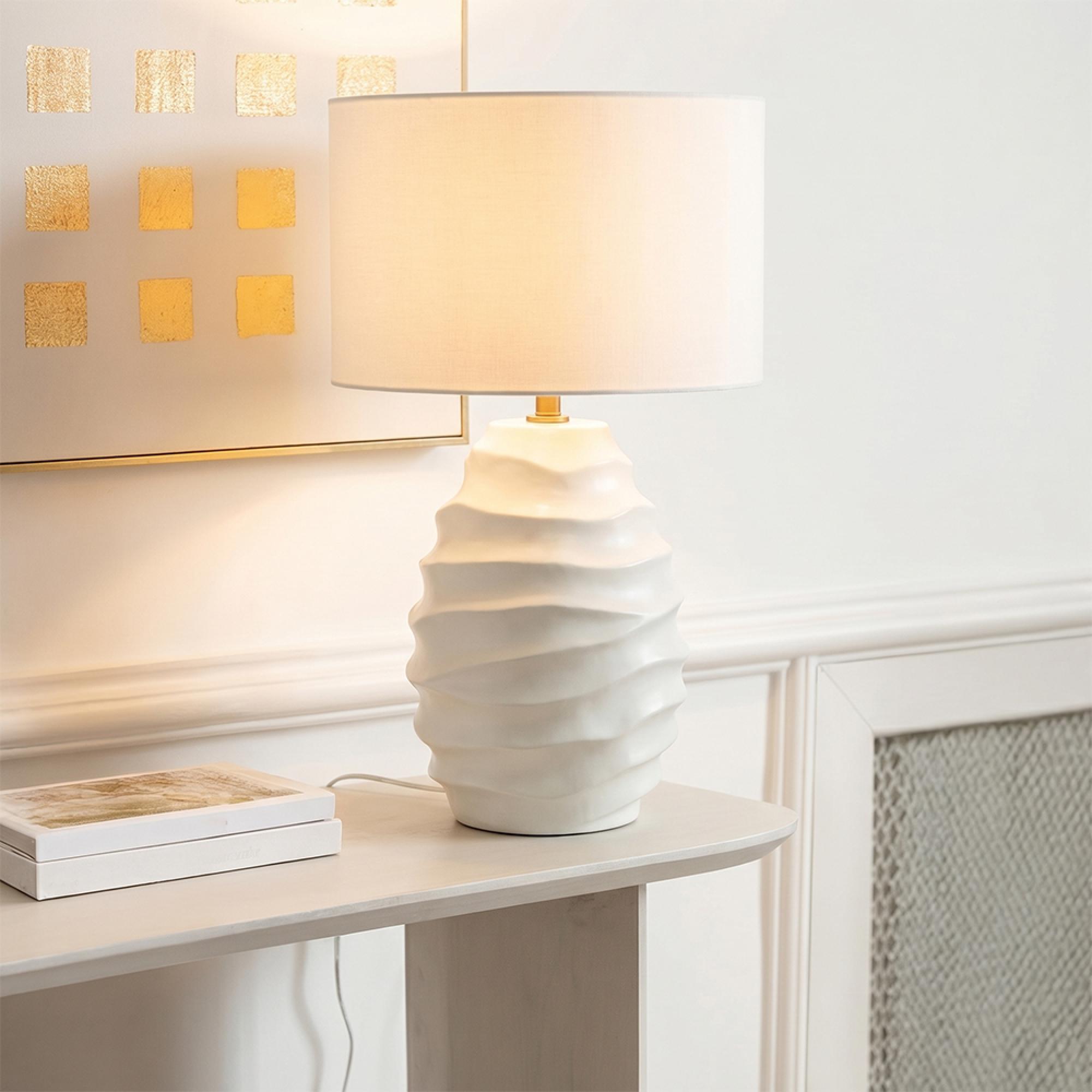 Waving Table Lamp - White - Ceramic