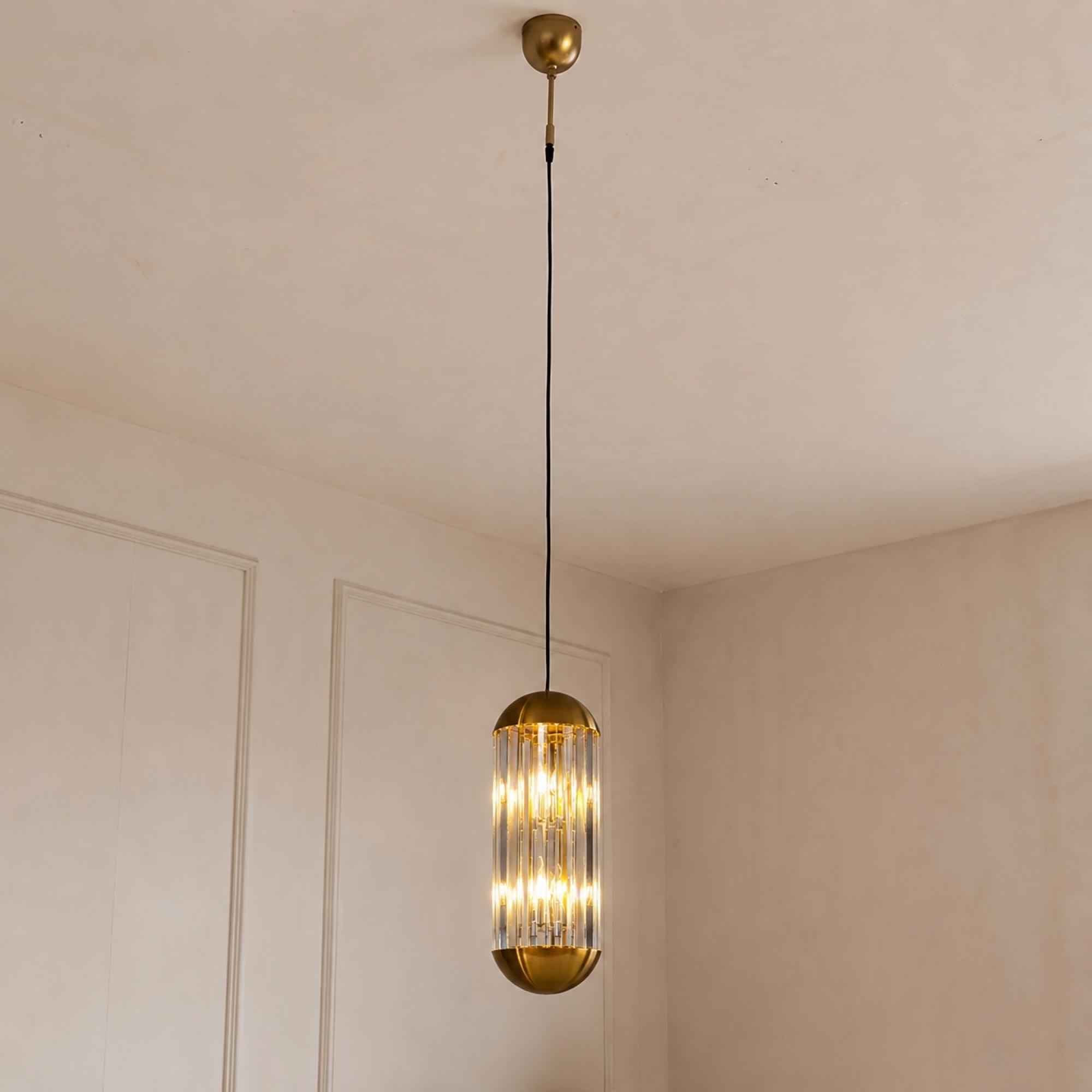 Sila Crystal Bronze Pendant Light