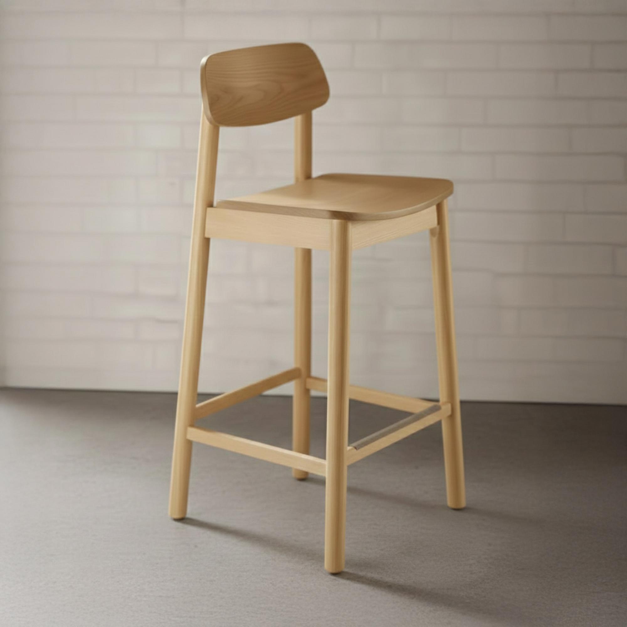 Barlow Barstool - Set of 2 - Oak - with Back